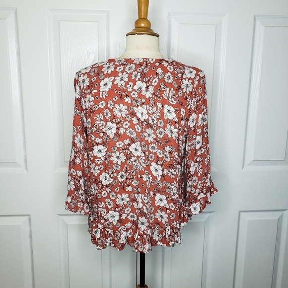 Cynthia Rowley V Neck Top M Ruffles Ditzy Floral Flutter Sleeves Viscose Prairie - Picture 6 of 10